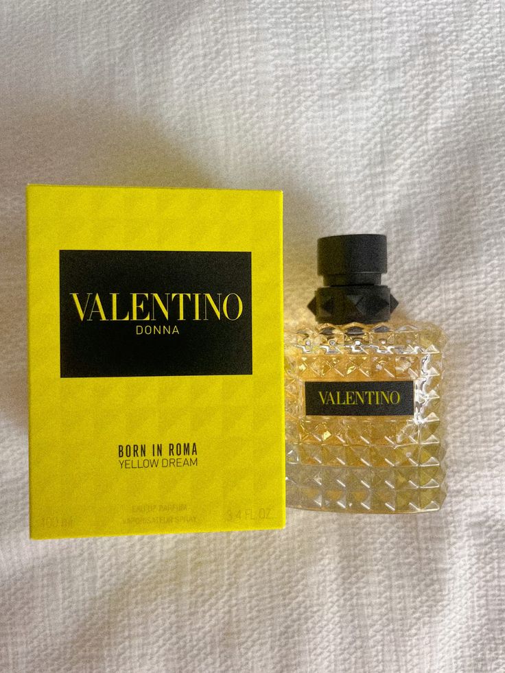 Valentino Donna Born in Roma Yellow Dream EDP– 100ml | Radiant Femininity with a Roman Soul