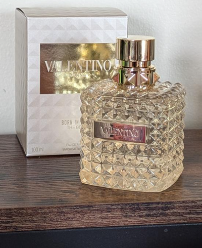 Valentino Donna Born In Roma The Gold EDP – 100ml | Opulent White Floral Elegance with a Roman Glow